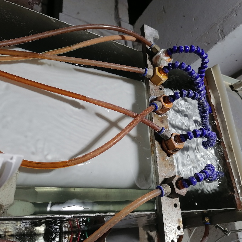 Țevi pătrate din PVC extrudate la rece produse în mod constant